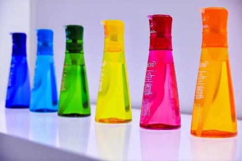 撒貝寧跨界新挑戰,央視超品日揭秘洗衣新科技